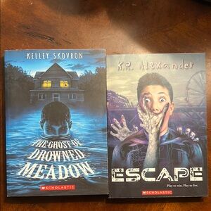 Scholastic Chilling Tales Book Duo